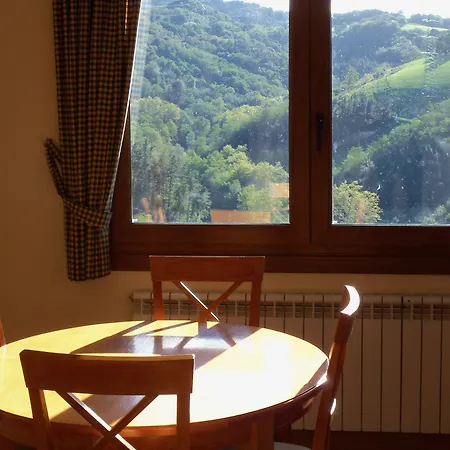 Pardiola Baserria 3* 埃尔纳尼