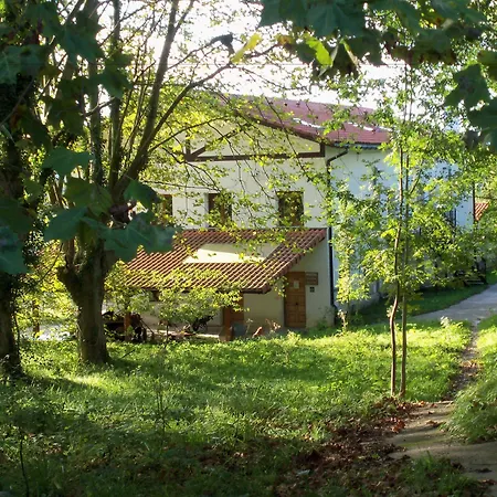 招待所 Pardiola Baserria 埃尔纳尼