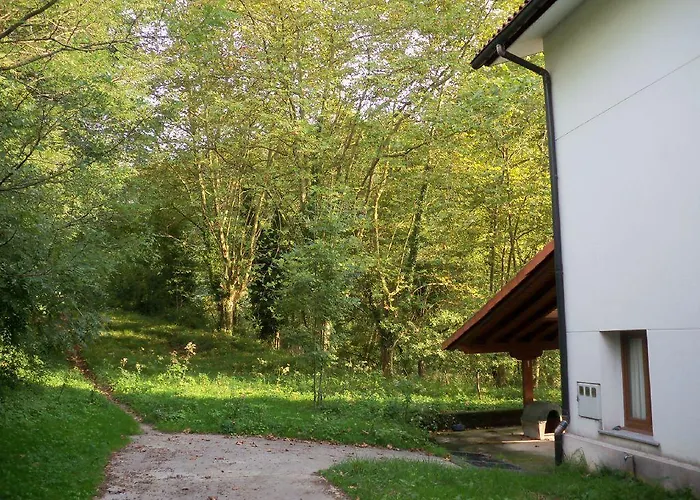 Pardiola Baserria 埃尔纳尼