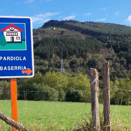 Pardiola Baserria 招待所