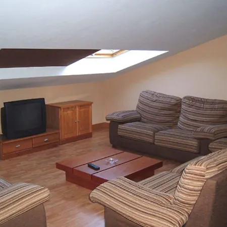 Guest house Pardiola Baserria 2*